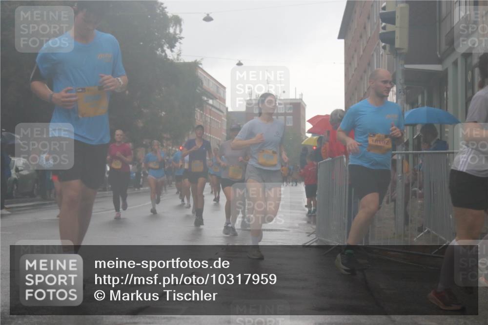 13.09.2026 - Kiel Lauf Markus Tischler http://msf.ph/oto/10317959 13.09.2026 10:48:47 Fleethörn 14192 meine-sportfotos.de