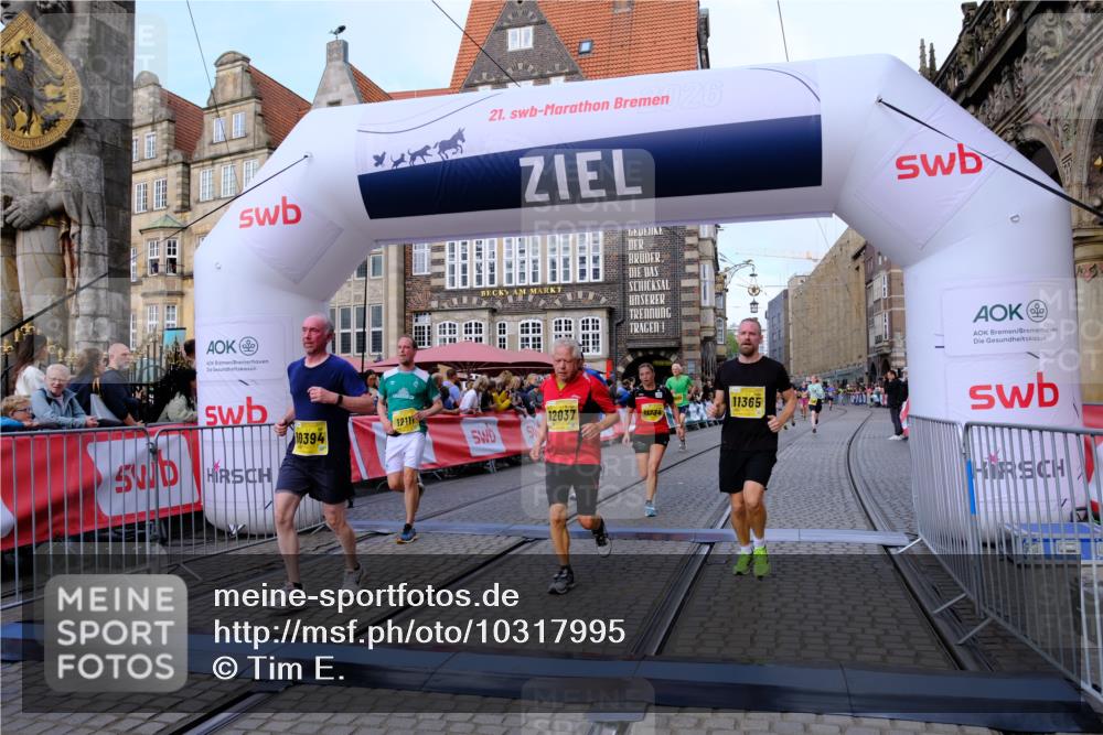 13.09.2026 - 21. swb-Marathon Bremen Tim E. http://msf.ph/oto/10317995 13.09.2026 10:57:44 Ziel 10177, 10226, 10300, 10394, 10517, 10518, 10687, 11106, 11365, 11480, 11498, 11609, 11734, 11965, 11966, 12037, 12111, 12263, 12372, 12400, 12411 meine-sportfotos.de