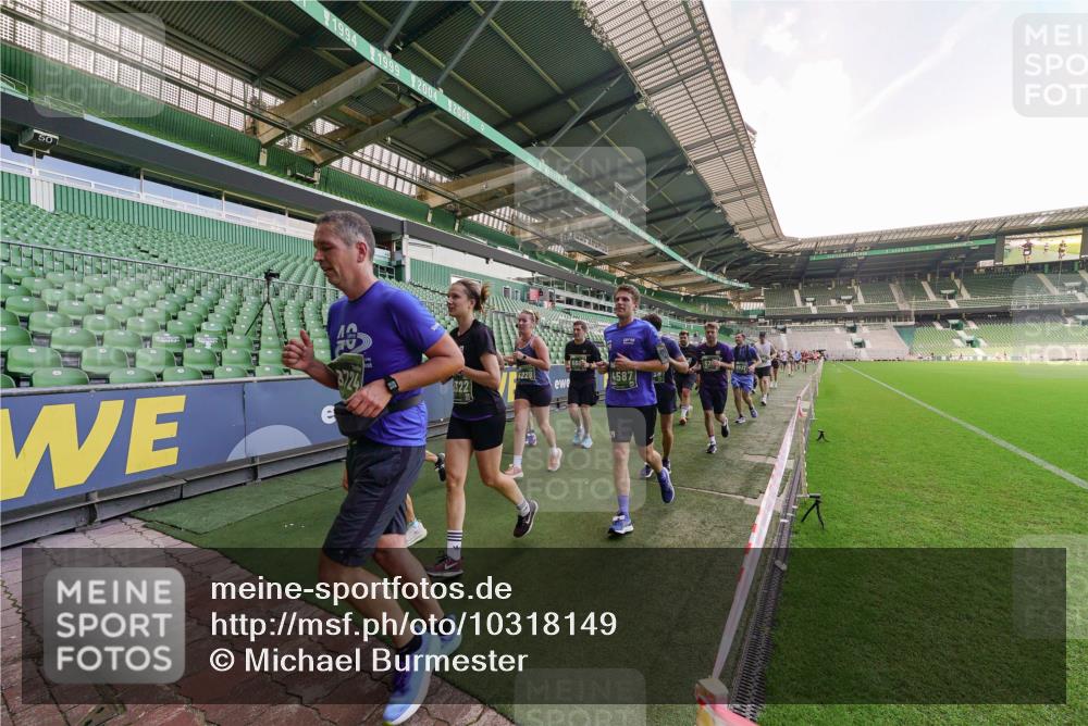 13.09.2026 - 21. swb-Marathon Bremen Michael Burmester http://msf.ph/oto/10318149 13.09.2026 13:16:03 Laufen im Stadion 134, 143, 153, 231, 263, 266, 271, 300, 414, 598, 612, 653, 990, 1047, 1185, 1312, 1465, 1539, 1825, 1874, 2013, 2218, 2235, 2259, 2351, 2359, 2363, 2381, 2385, 2386, 2466, 2468, 2484, 2494, 2562, 2579, 2664, 2667, 2678, 2690, 2691, 2698, 2737, 2760, 2778, 2783, 2797, 2799, 2846, 2859, 2861, 2865, 2874, 2958, 2974, 2996, 3001, 3075, 3133, 3157, 3165, 3185, 3237, 3265, 3331, 3355, 3366, 3382, 3387, 3486, 3501, 3512, 3670, 3680, 3829, 4034, 4080, 4306, 703 meine-sportfotos.de