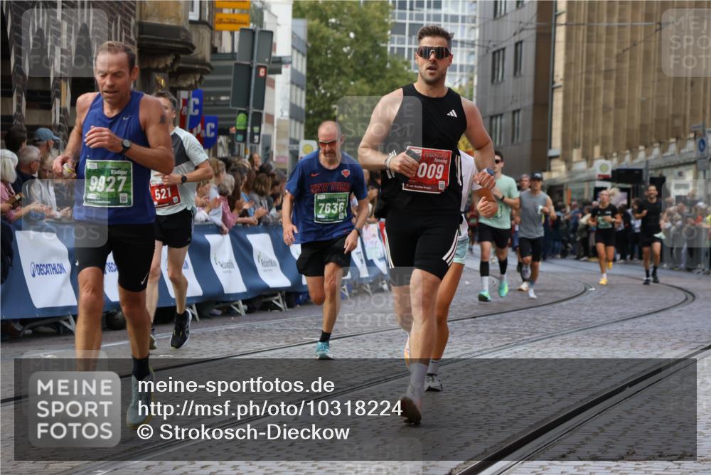 13.09.2026 - 21. swb-Marathon Bremen Strokosch-Dieckow http://msf.ph/oto/10318224 13.09.2026 13:07:08 Ziel 508, 521, 749, 788, 1009, 3127, 3910, 4574, 5238, 6784, 6951, 8580, 8888, 1863, 3043, 3118, 4743, 4808, 6053, 7636, 7876, 8980, 9927 meine-sportfotos.de