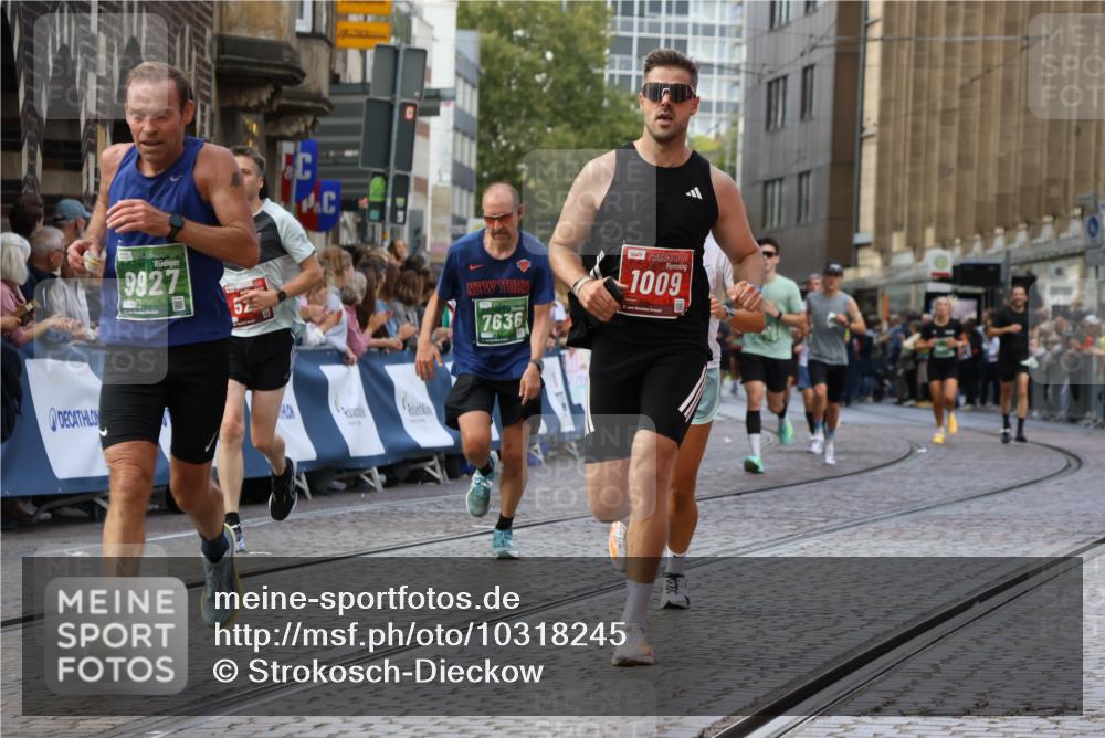 13.09.2026 - 21. swb-Marathon Bremen Strokosch-Dieckow http://msf.ph/oto/10318245 13.09.2026 13:07:08 Ziel 508, 521, 749, 788, 1009, 3127, 3910, 4574, 5238, 6784, 6951, 8580, 8888, 1863, 3043, 3118, 4743, 4808, 6053, 7636, 7876, 8980, 9927 meine-sportfotos.de