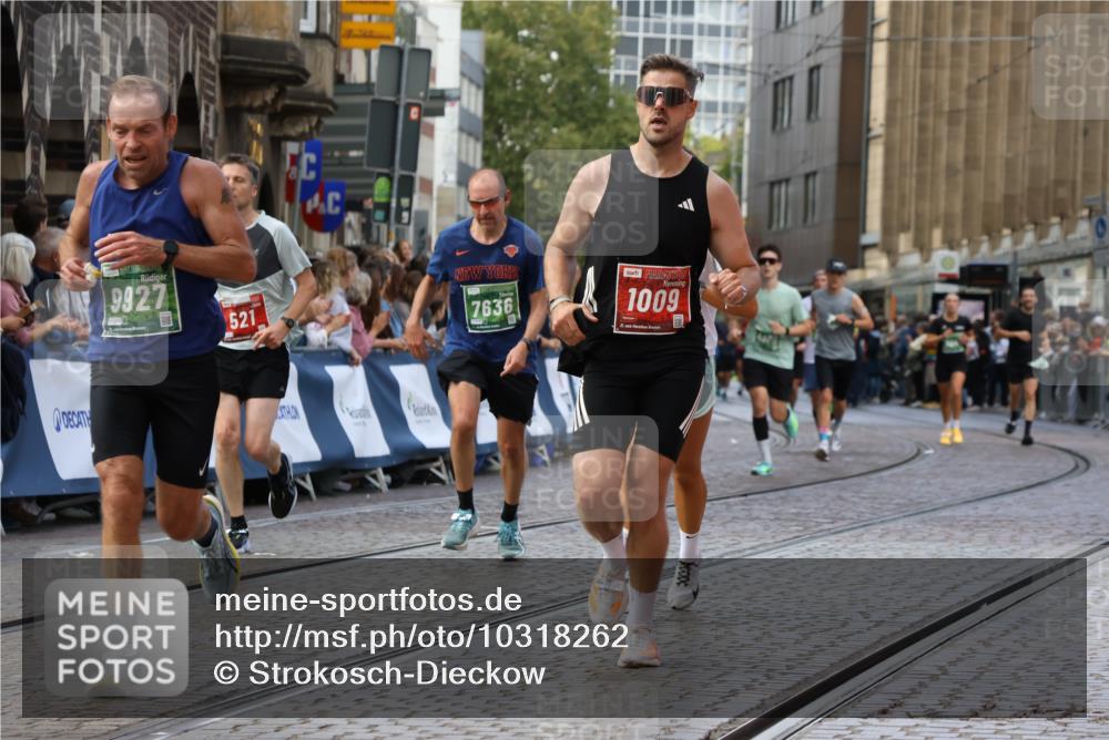 13.09.2026 - 21. swb-Marathon Bremen Strokosch-Dieckow http://msf.ph/oto/10318262 13.09.2026 13:07:08 Ziel 508, 521, 749, 788, 1009, 3127, 3910, 4574, 5238, 6784, 6951, 8580, 8888, 1863, 3043, 3118, 4743, 4808, 6053, 7636, 7876, 8980, 9927 meine-sportfotos.de