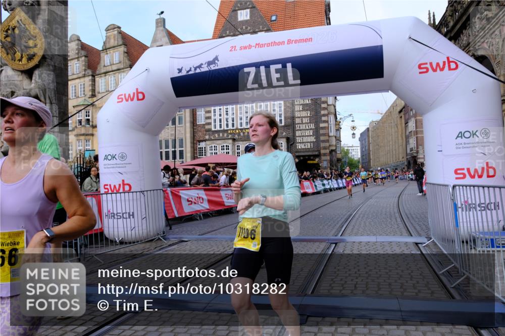 13.09.2026 - 21. swb-Marathon Bremen Tim E. http://msf.ph/oto/10318282 13.09.2026 10:57:49 Ziel 10177, 10226, 10300, 10394, 10517, 10518, 11106, 11245, 11365, 11480, 11498, 11609, 11734, 11965, 11966, 12037, 12111, 12222, 12372 meine-sportfotos.de