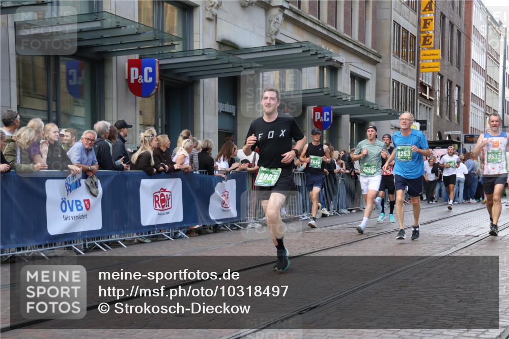 13.09.2026 - 21. swb-Marathon Bremen Strokosch-Dieckow http://msf.ph/oto/10318497 13.09.2026 13:17:11 Ziel 560, 771, 842, 1297, 2008, 2234, 2812, 3148, 3760, 4171, 4498, 4499, 5041, 5550, 6095, 6734, 6803, 7901, 8100, 8250, 8253, 8446, 8532, 8714, 9075, 9400, 385, 1970, 2052, 2319, 3246, 3706, 3961, 4156, 4805, 6049, 6624, 6704, 6759, 6819, 6953, 7284, 7297, 8111, 8418, 8858 meine-sportfotos.de