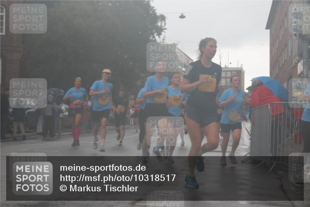 13.09.2026 - Kiel Lauf Markus Tischler http://msf.ph/oto/10318517 13.09.2026 10:49:31 Fleethörn 7204, 2806, 35, 31 meine-sportfotos.de