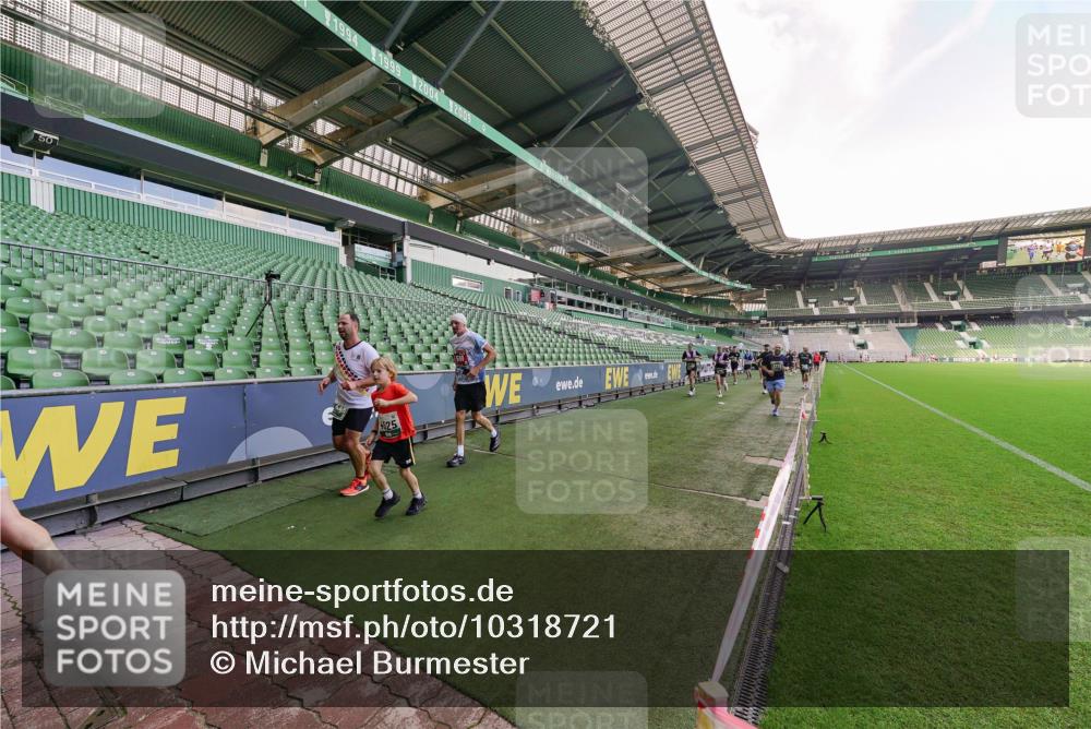 13.09.2026 - 21. swb-Marathon Bremen Michael Burmester http://msf.ph/oto/10318721 13.09.2026 13:17:01 Laufen im Stadion 134, 143, 153, 231, 267, 271, 311, 449, 588, 598, 612, 653, 990, 1057, 1185, 1312, 1424, 1425, 1465, 1539, 1790, 1813, 1825, 1874, 1987, 2013, 2067, 2096, 2218, 2259, 2351, 2363, 2381, 2389, 2419, 2468, 2532, 2550, 2562, 2579, 2586, 2601, 2647, 2655, 2664, 2678, 2698, 2778, 2797, 2799, 2821, 2846, 2974, 2984, 2996, 3001, 3075, 3104, 3133, 3165, 3180, 3195, 3213, 3237, 3265, 3314, 3331, 3337, 3366, 3382, 3387, 3421, 3431, 3479, 3486, 3501, 3506, 3512, 3548 meine-sportfotos.de