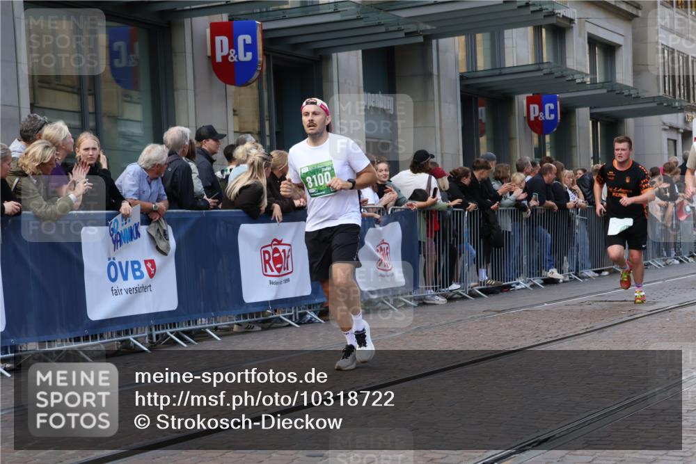 13.09.2026 - 21. swb-Marathon Bremen Strokosch-Dieckow http://msf.ph/oto/10318722 13.09.2026 13:17:16 Ziel 560, 771, 842, 1297, 2008, 2125, 2234, 2812, 3148, 3760, 4171, 4498, 4499, 4620, 5041, 5550, 5817, 6803, 7901, 8100, 8250, 8253, 8446, 8532, 8714, 9075, 9400, 9505, 13107, 842, 2052, 2319, 3246, 3706, 4156, 4805, 6095, 6624, 6704, 6734, 6759, 6953, 7284, 8111, 8418, 8858 meine-sportfotos.de