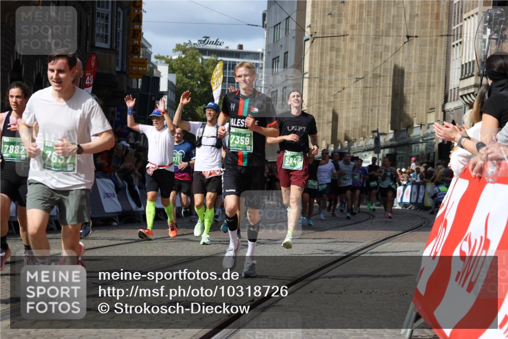 13.09.2026 - 21. swb-Marathon Bremen Strokosch-Dieckow http://msf.ph/oto/10318726 13.09.2026 13:31:04 Ziel 244, 625, 800, 834, 1533, 1771, 1841, 1926, 1941, 2369, 2452, 2723, 2985, 4206, 4251, 4332, 4342, 4425, 4757, 4920, 5551, 5600, 5681, 5802, 5822, 5900, 6134, 6343, 6347, 6523, 7012, 7253, 7567, 7645, 9290, 9507, 9653, 9692, 9699, 9767, 9825, 13090, 217, 1398, 2244, 2513, 2802, 3396, 3762, 4477, 4647, 5673, 5720, 5846, 6419, 6619, 6732, 7296, 7359, 7812, 7882, 8035, 8097, 8342, 8382, 8726, 9147, 9274, 9337, 9822, 9969, 9977, 13066 meine-sportfotos.de