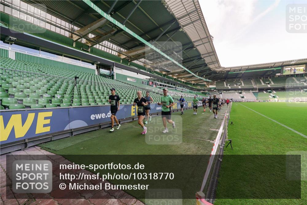 13.09.2026 - 21. swb-Marathon Bremen Michael Burmester http://msf.ph/oto/10318770 13.09.2026 13:17:08 Laufen im Stadion 134, 143, 153, 231, 267, 271, 311, 449, 588, 598, 612, 653, 990, 1057, 1185, 1312, 1424, 1425, 1465, 1539, 1790, 1813, 1825, 1987, 2013, 2067, 2096, 2218, 2259, 2351, 2363, 2381, 2389, 2419, 2468, 2532, 2550, 2562, 2579, 2586, 2601, 2647, 2655, 2664, 2678, 2698, 2778, 2797, 2799, 2821, 2846, 2974, 2984, 2996, 3001, 3104, 3133, 3180, 3195, 3213, 3237, 3314, 3331, 3337, 3366, 3387, 3421, 3431, 3479, 3486, 3501, 3506, 3512, 3548 meine-sportfotos.de