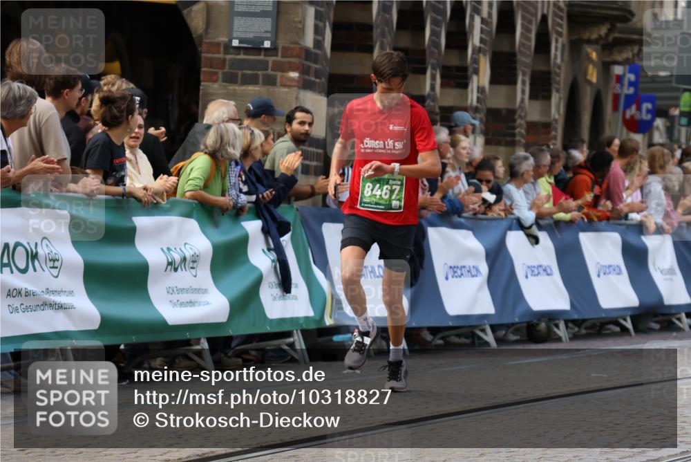 13.09.2026 - 21. swb-Marathon Bremen Strokosch-Dieckow http://msf.ph/oto/10318827 13.09.2026 13:07:28 Ziel 1540, 1863, 3794, 3973, 4808, 6053, 7636, 7876, 8980, 9708, 9927, 819, 2135, 4990, 5570, 5976, 7558, 7803, 8467, 8611, 8737, 9035 meine-sportfotos.de