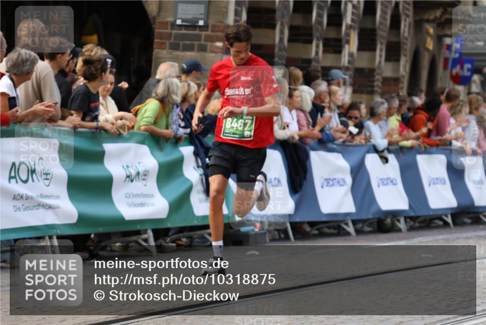 13.09.2026 - 21. swb-Marathon Bremen Strokosch-Dieckow http://msf.ph/oto/10318875 13.09.2026 13:07:28 Ziel 1540, 1863, 3794, 3973, 4808, 6053, 7636, 7876, 8980, 9708, 9927, 819, 2135, 4990, 5570, 5976, 7558, 7803, 8467, 8611, 8737, 9035 meine-sportfotos.de