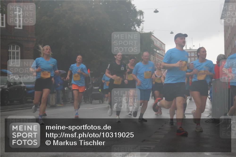 13.09.2026 - Kiel Lauf Markus Tischler http://msf.ph/oto/10319025 13.09.2026 10:50:12 Fleethörn 2438, 3435, 3778, 2293 meine-sportfotos.de