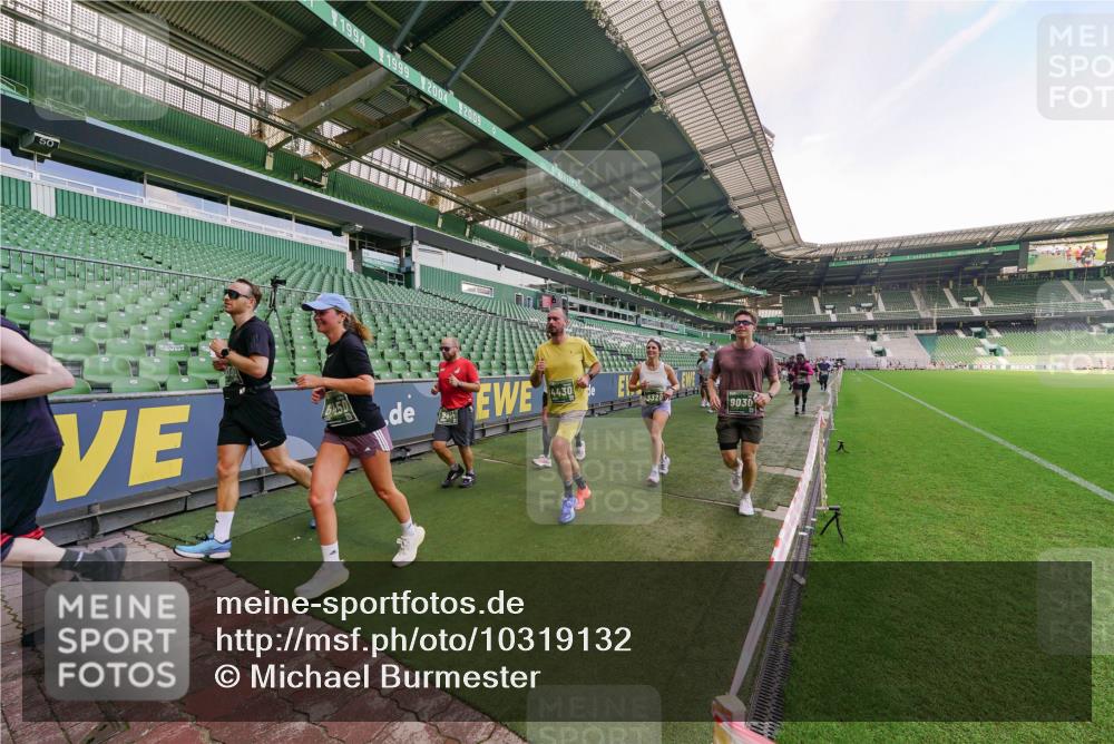 13.09.2026 - 21. swb-Marathon Bremen Michael Burmester http://msf.ph/oto/10319132 13.09.2026 13:17:41 Laufen im Stadion 134, 153, 267, 271, 311, 404, 449, 546, 588, 732, 753, 837, 990, 1057, 1185, 1312, 1424, 1425, 1465, 1539, 1790, 1813, 1825, 1844, 1868, 1987, 2056, 2067, 2096, 2123, 2259, 2357, 2358, 2363, 2381, 2389, 2419, 2532, 2550, 2562, 2586, 2601, 2614, 2647, 2655, 2778, 2797, 2821, 2849, 2857, 2880, 2893, 2974, 2984, 2996, 2999, 3096, 3100, 3104, 3146, 3180, 3195, 3210, 3213, 3314, 3337, 3366, 3387, 3421, 3431, 3476, 3479, 3501, 3506, 3537, 3548, 3633, 3654, 3740, 4478 meine-sportfotos.de