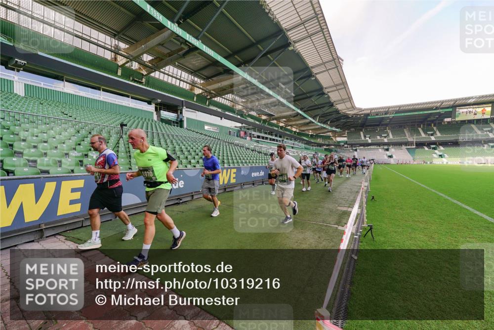 13.09.2026 - 21. swb-Marathon Bremen Michael Burmester http://msf.ph/oto/10319216 13.09.2026 13:17:51 Laufen im Stadion 134, 153, 267, 271, 311, 404, 449, 546, 588, 732, 753, 837, 990, 1057, 1424, 1425, 1539, 1790, 1813, 1825, 1844, 1868, 1987, 2056, 2067, 2096, 2123, 2137, 2259, 2294, 2357, 2358, 2363, 2381, 2389, 2419, 2453, 2532, 2550, 2562, 2586, 2601, 2614, 2647, 2655, 2778, 2797, 2821, 2849, 2857, 2879, 2880, 2893, 2984, 2996, 2999, 3096, 3100, 3104, 3146, 3180, 3195, 3210, 3213, 3314, 3337, 3366, 3421, 3431, 3476, 3479, 3501, 3506, 3537, 3548, 3633, 3654, 3740, 4478 meine-sportfotos.de