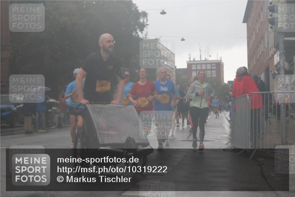 13.09.2026 - Kiel Lauf Markus Tischler http://msf.ph/oto/10319222 13.09.2026 10:50:24 Fleethörn 1812, 12213, 802, 5723 meine-sportfotos.de