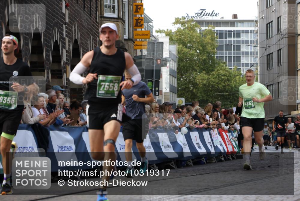 13.09.2026 - 21. swb-Marathon Bremen Strokosch-Dieckow http://msf.ph/oto/10319317 13.09.2026 13:07:42 Ziel 1863, 2706, 3043, 3118, 4743, 4808, 7636, 8060, 8098, 8467, 8980, 9927, 969, 4732, 4852, 7558, 9356, 13160 meine-sportfotos.de