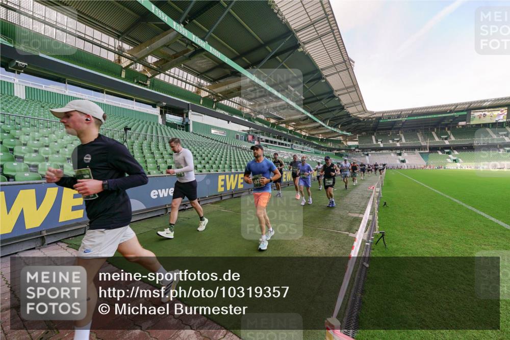 13.09.2026 - 21. swb-Marathon Bremen Michael Burmester http://msf.ph/oto/10319357 13.09.2026 13:18:05 Laufen im Stadion 134, 267, 271, 311, 404, 449, 486, 546, 588, 732, 753, 837, 921, 1057, 1424, 1425, 1431, 1765, 1790, 1813, 1825, 1844, 1868, 1987, 2056, 2067, 2096, 2123, 2137, 2294, 2357, 2358, 2381, 2389, 2419, 2453, 2532, 2550, 2562, 2586, 2601, 2614, 2647, 2655, 2797, 2821, 2849, 2857, 2879, 2880, 2893, 2944, 2984, 2999, 3096, 3100, 3104, 3146, 3180, 3195, 3210, 3213, 3285, 3314, 3337, 3366, 3421, 3431, 3476, 3479, 3506, 3537, 3548, 3619, 3633, 3654, 3740, 3879, 4478 meine-sportfotos.de