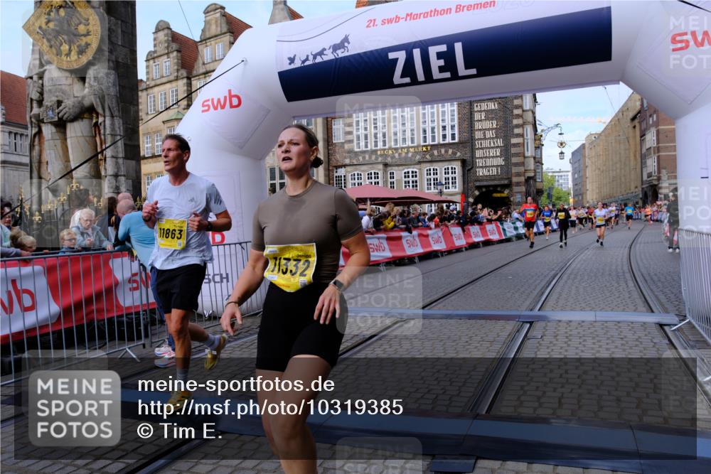 13.09.2026 - 21. swb-Marathon Bremen Tim E. http://msf.ph/oto/10319385 13.09.2026 10:58:16 Ziel 10078, 10543, 10559, 10565, 10604, 10707, 10728, 10826, 10903, 10931, 10932, 11136, 11332, 11824, 11856, 11863, 12231, 12427, 12441, 12551, 12555 meine-sportfotos.de