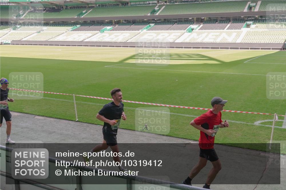 13.09.2026 - 21. swb-Marathon Bremen Michael Burmester http://msf.ph/oto/10319412 13.09.2026 12:54:34 Laufen im Stadion 145, 161, 189, 201, 205, 313, 376, 385, 388, 461, 472, 481, 495, 541, 560, 615, 616, 666, 675, 696, 740, 755, 816, 827, 982, 985, 987, 1053, 1056, 1076, 1197, 1207, 1390, 1419, 1433, 1445, 1468, 1551, 1599, 1631, 1658, 1664, 1704, 1707, 1814, 2055, 2125, 2234, 2251, 2280, 2362, 2383, 2390, 2401, 2422, 2454, 2474, 2499, 2623, 2701, 2733, 2801, 2820, 2824, 2870, 2882, 2913, 2922, 2962, 2971, 2997, 3012, 3054, 3134, 3175, 3206, 3241, 3246, 3346, 3356, 3357, 3413, 3706, 3716, 3836 meine-sportfotos.de