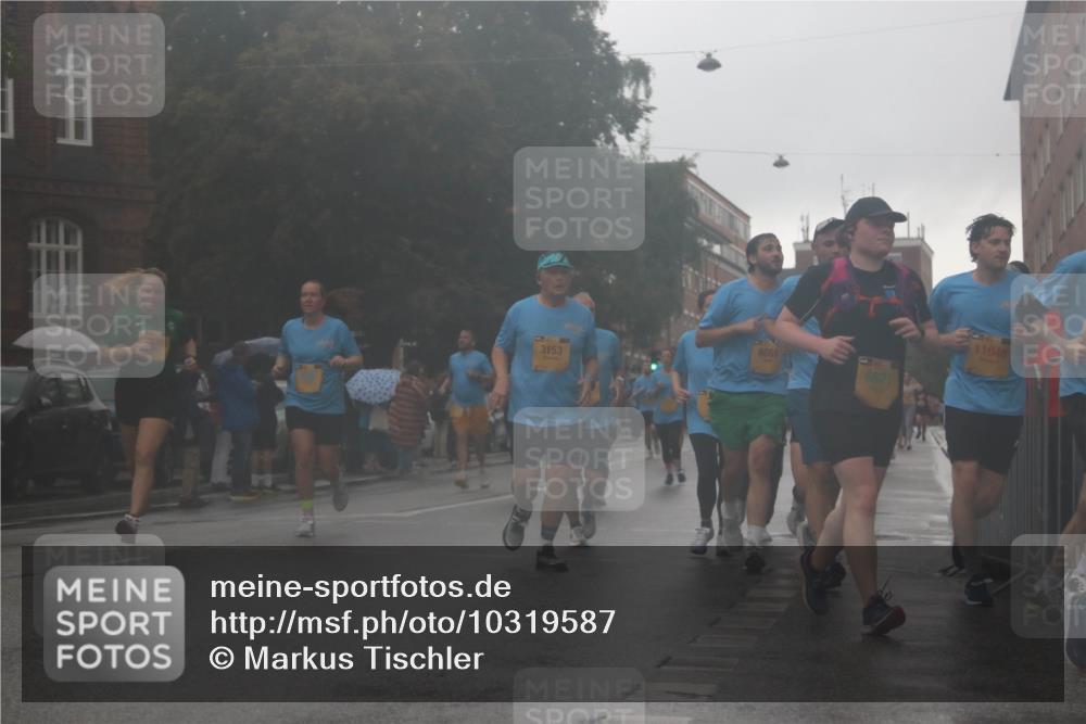 13.09.2026 - Kiel Lauf Markus Tischler http://msf.ph/oto/10319587 13.09.2026 10:50:56 Fleethörn 3153, 6055, 6821, 11048 meine-sportfotos.de