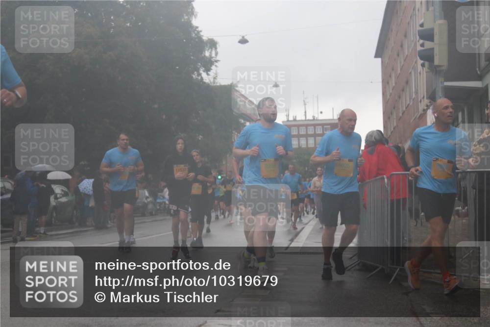 13.09.2026 - Kiel Lauf Markus Tischler http://msf.ph/oto/10319679 13.09.2026 10:51:05 Fleethörn 11537, 528, 6926 meine-sportfotos.de