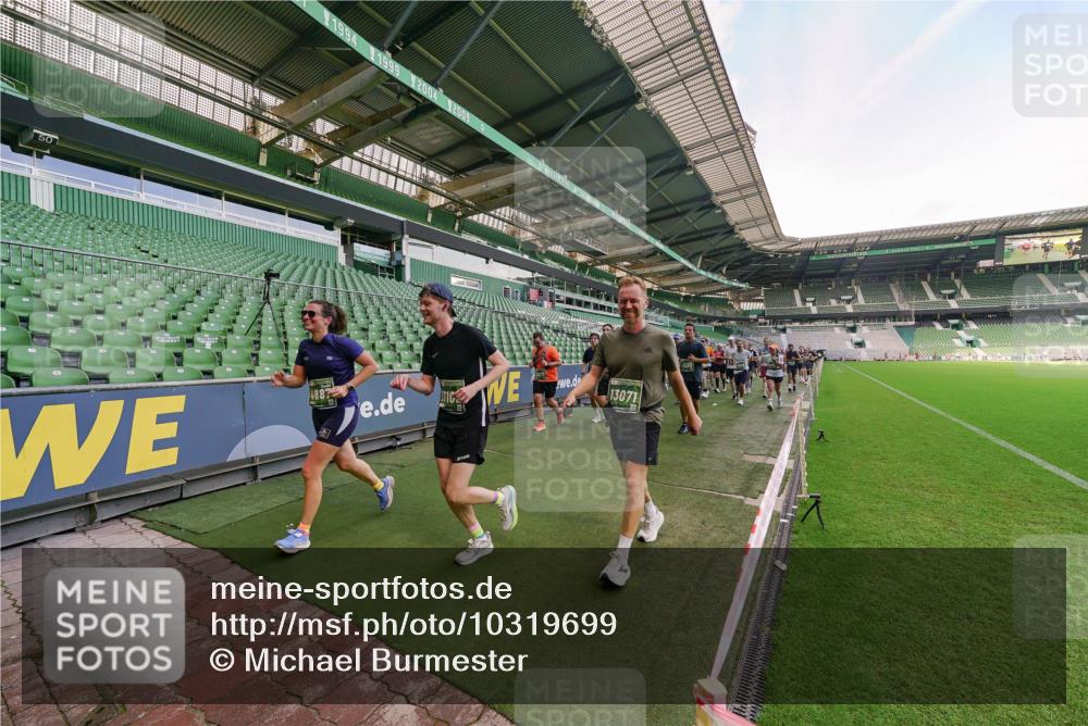 13.09.2026 - 21. swb-Marathon Bremen Michael Burmester http://msf.ph/oto/10319699 13.09.2026 13:18:44 Laufen im Stadion 311, 333, 404, 486, 512, 546, 732, 753, 837, 921, 938, 1424, 1425, 1431, 1506, 1765, 1790, 1844, 1868, 2056, 2096, 2123, 2137, 2224, 2240, 2294, 2315, 2357, 2358, 2389, 2419, 2453, 2557, 2563, 2601, 2614, 2622, 2647, 2689, 2703, 2786, 2843, 2845, 2849, 2857, 2879, 2880, 2893, 2944, 2983, 2984, 2999, 3031, 3046, 3072, 3096, 3100, 3146, 3180, 3189, 3198, 3210, 3285, 3287, 3337, 3421, 3431, 3476, 3537, 3548, 3619, 3633, 3654, 3740, 3879, 4478 meine-sportfotos.de