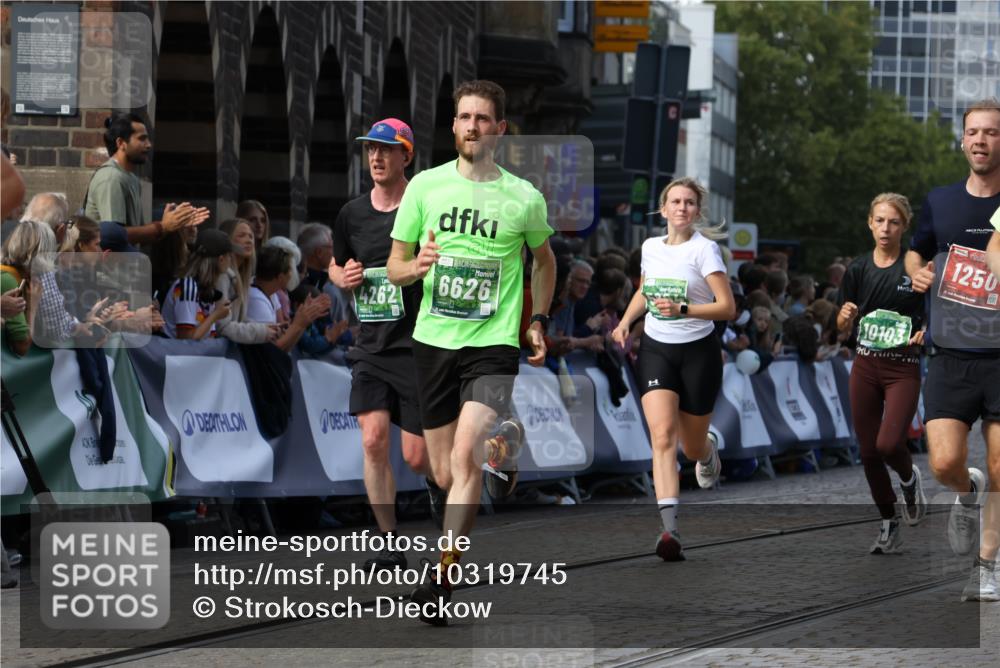 13.09.2026 - 21. swb-Marathon Bremen Strokosch-Dieckow http://msf.ph/oto/10319745 13.09.2026 13:24:43 Ziel 789, 790, 1250, 2295, 2491, 3994, 4000, 4559, 5012, 5572, 5668, 5669, 5928, 5929, 5953, 6080, 7069, 7081, 7156, 7568, 8310, 8415, 8784, 9264, 9573, 9676, 9916, 972, 2761, 3015, 4113, 4198, 4262, 4973, 5664, 6079, 6360, 6544, 6807, 7409, 7854, 8853, 9152, 10103 meine-sportfotos.de