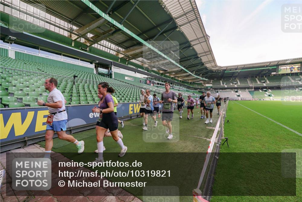 13.09.2026 - 21. swb-Marathon Bremen Michael Burmester http://msf.ph/oto/10319821 13.09.2026 13:18:55 Laufen im Stadion 311, 333, 404, 486, 512, 546, 732, 753, 837, 921, 938, 1156, 1424, 1425, 1431, 1506, 1765, 1790, 1844, 1868, 2056, 2123, 2137, 2224, 2240, 2294, 2315, 2357, 2358, 2419, 2453, 2557, 2563, 2601, 2614, 2622, 2626, 2647, 2689, 2702, 2703, 2722, 2786, 2843, 2845, 2849, 2857, 2879, 2880, 2893, 2944, 2983, 2999, 3031, 3046, 3072, 3096, 3100, 3116, 3146, 3180, 3189, 3198, 3210, 3263, 3285, 3287, 3337, 3421, 3431, 3476, 3537, 3548, 3619, 3633, 3654, 3740, 3879, 4478 meine-sportfotos.de