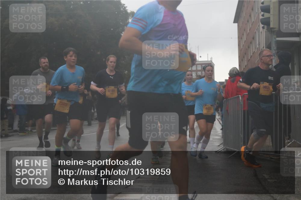 13.09.2026 - Kiel Lauf Markus Tischler http://msf.ph/oto/10319859 13.09.2026 10:51:24 Fleethörn 2225, 6181, 4633, 8639 meine-sportfotos.de