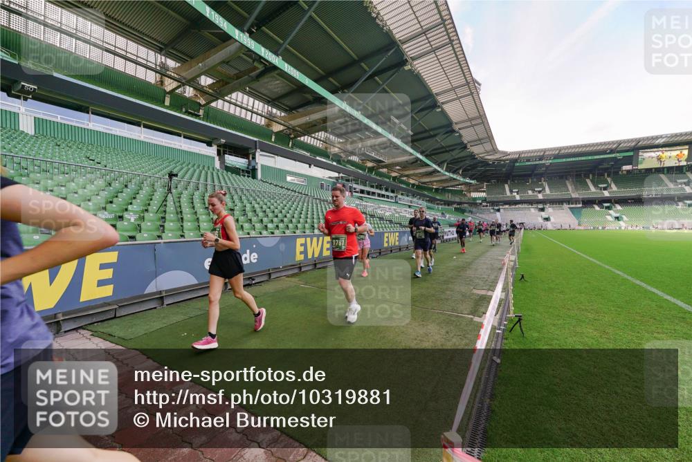 13.09.2026 - 21. swb-Marathon Bremen Michael Burmester http://msf.ph/oto/10319881 13.09.2026 13:19:00 Laufen im Stadion 311, 333, 404, 486, 512, 546, 732, 753, 837, 921, 938, 1156, 1431, 1506, 1765, 1844, 1868, 1916, 2056, 2123, 2137, 2224, 2240, 2294, 2315, 2357, 2358, 2453, 2557, 2563, 2601, 2614, 2622, 2626, 2647, 2689, 2702, 2703, 2722, 2786, 2843, 2845, 2849, 2857, 2879, 2880, 2893, 2944, 2983, 2999, 3031, 3046, 3072, 3096, 3100, 3116, 3146, 3180, 3189, 3198, 3210, 3243, 3263, 3285, 3287, 3315, 3337, 3421, 3476, 3537, 3548, 3619, 3633, 3654, 3740, 3879, 4478 meine-sportfotos.de