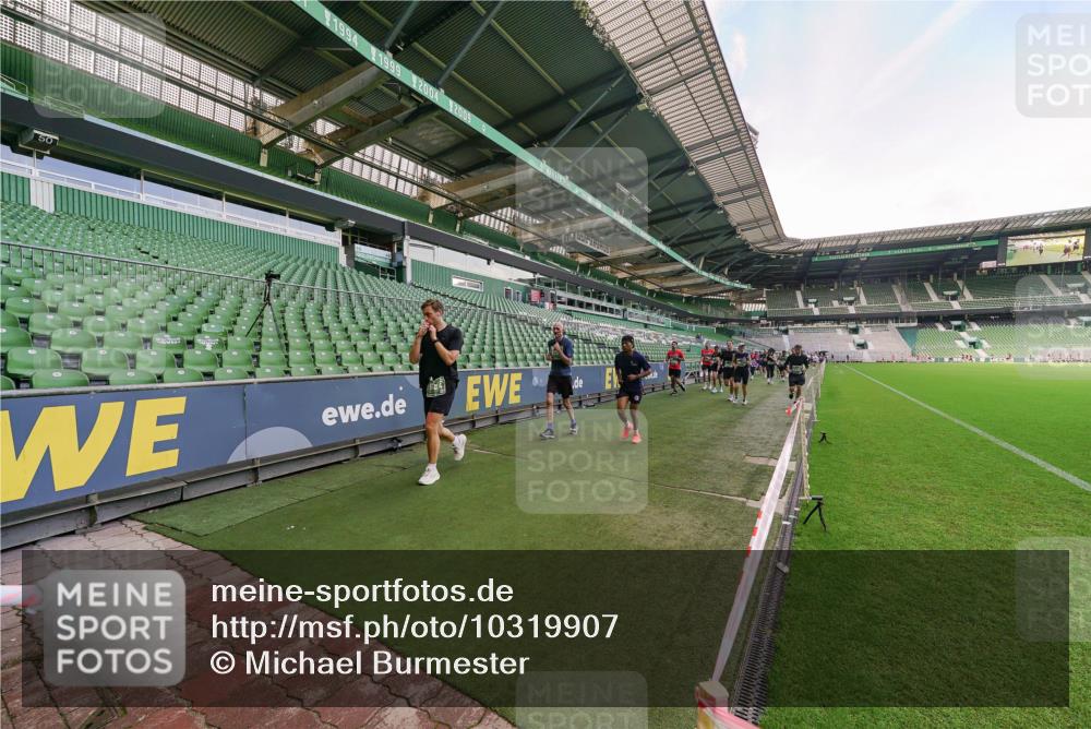 13.09.2026 - 21. swb-Marathon Bremen Michael Burmester http://msf.ph/oto/10319907 13.09.2026 13:19:03 Laufen im Stadion 311, 333, 404, 486, 512, 546, 732, 753, 837, 921, 938, 1156, 1431, 1506, 1765, 1844, 1868, 1916, 2056, 2123, 2137, 2224, 2240, 2294, 2315, 2357, 2358, 2453, 2557, 2563, 2614, 2622, 2626, 2647, 2689, 2702, 2703, 2722, 2786, 2843, 2845, 2849, 2857, 2879, 2880, 2893, 2944, 2983, 2999, 3031, 3046, 3072, 3096, 3100, 3116, 3146, 3189, 3198, 3210, 3243, 3263, 3285, 3287, 3315, 3476, 3537, 3548, 3619, 3633, 3654, 3740, 3879, 4478 meine-sportfotos.de