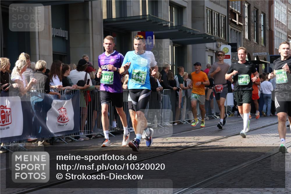 13.09.2026 - 21. swb-Marathon Bremen Strokosch-Dieckow http://msf.ph/oto/10320020 13.09.2026 13:17:44 Ziel 948, 1631, 1797, 1872, 2001, 2260, 2634, 2671, 3051, 3192, 3241, 3458, 3514, 3634, 4131, 4286, 4374, 4733, 5292, 5530, 5695, 5935, 5948, 6152, 6290, 6448, 8094, 8805, 8869, 8943, 8944, 9134, 9595, 9596, 9609, 9837, 10065, 13041, 560, 771, 1297, 2008, 2125, 2234, 2812, 3051, 3760, 4171, 4374, 4498, 4499, 4620, 5041, 5550, 5817, 6803, 7901, 8100, 8250, 8253, 8446, 8532, 8714, 9075, 9400, 9505, 13107 meine-sportfotos.de