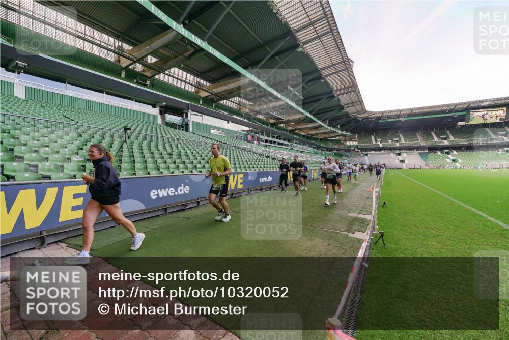 13.09.2026 - 21. swb-Marathon Bremen Michael Burmester http://msf.ph/oto/10320052 13.09.2026 13:19:20 Laufen im Stadion 333, 404, 464, 486, 512, 546, 732, 753, 837, 921, 938, 1066, 1156, 1431, 1506, 1765, 1844, 1868, 1916, 2028, 2056, 2123, 2137, 2224, 2240, 2294, 2315, 2357, 2358, 2453, 2557, 2563, 2614, 2622, 2626, 2689, 2702, 2703, 2722, 2756, 2786, 2843, 2845, 2849, 2857, 2879, 2880, 2893, 2944, 2983, 2999, 3031, 3046, 3059, 3072, 3096, 3100, 3116, 3146, 3189, 3198, 3210, 3243, 3263, 3285, 3287, 3310, 3315, 3476, 3537, 3619, 3633, 3654, 3740, 3879, 4478 meine-sportfotos.de