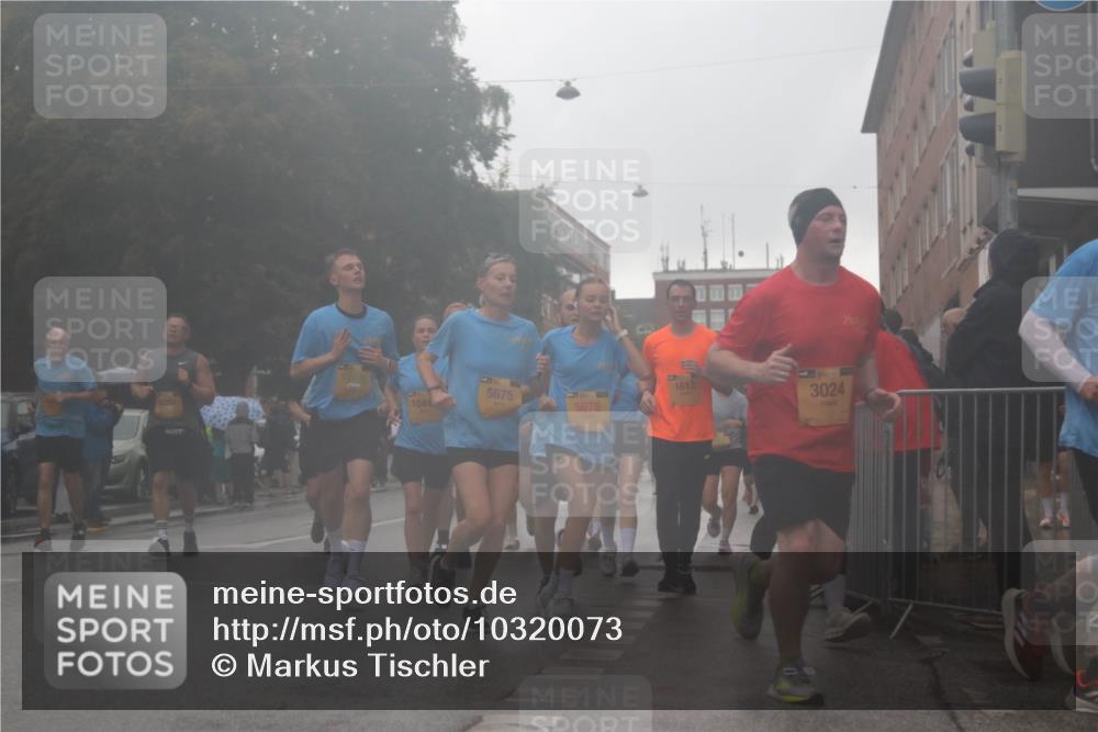 13.09.2026 - Kiel Lauf Markus Tischler http://msf.ph/oto/10320073 13.09.2026 10:51:43 Fleethörn 1613, 5675, 1044, 5678, 3024 meine-sportfotos.de