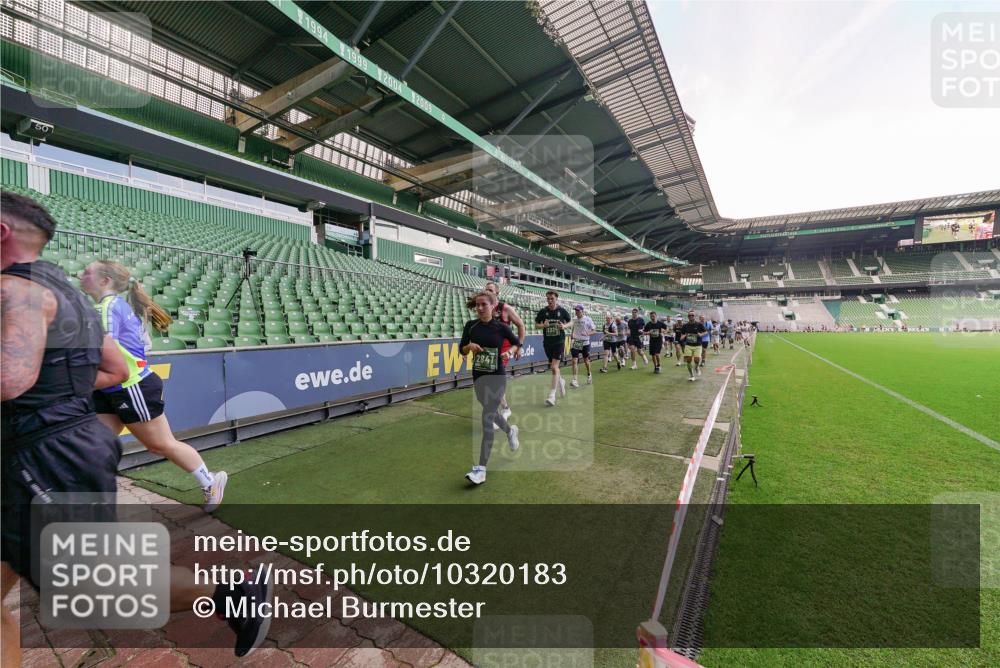 13.09.2026 - 21. swb-Marathon Bremen Michael Burmester http://msf.ph/oto/10320183 13.09.2026 13:19:32 Laufen im Stadion 333, 464, 486, 512, 546, 753, 921, 938, 1066, 1129, 1156, 1409, 1431, 1446, 1506, 1756, 1765, 1815, 1868, 1916, 2028, 2123, 2137, 2224, 2240, 2294, 2315, 2453, 2533, 2557, 2563, 2614, 2622, 2626, 2689, 2694, 2695, 2702, 2703, 2722, 2756, 2786, 2843, 2845, 2849, 2857, 2879, 2944, 2983, 2999, 3031, 3046, 3059, 3072, 3096, 3100, 3116, 3189, 3198, 3243, 3263, 3264, 3285, 3287, 3310, 3315, 3476, 3619, 3740, 3879, 4478 meine-sportfotos.de