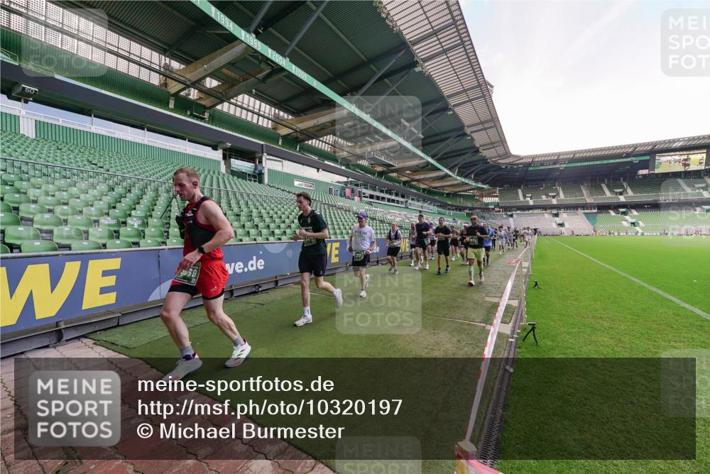 13.09.2026 - 21. swb-Marathon Bremen Michael Burmester http://msf.ph/oto/10320197 13.09.2026 13:19:34 Laufen im Stadion 333, 464, 486, 512, 546, 921, 938, 1066, 1129, 1156, 1409, 1431, 1446, 1506, 1756, 1765, 1815, 1916, 2028, 2123, 2137, 2224, 2240, 2294, 2315, 2349, 2453, 2533, 2557, 2563, 2614, 2622, 2626, 2689, 2694, 2695, 2702, 2703, 2722, 2756, 2786, 2843, 2845, 2849, 2857, 2879, 2944, 2983, 2999, 3031, 3046, 3059, 3072, 3096, 3100, 3116, 3189, 3198, 3243, 3263, 3264, 3285, 3287, 3310, 3315, 3619, 3740, 3879, 4478 meine-sportfotos.de