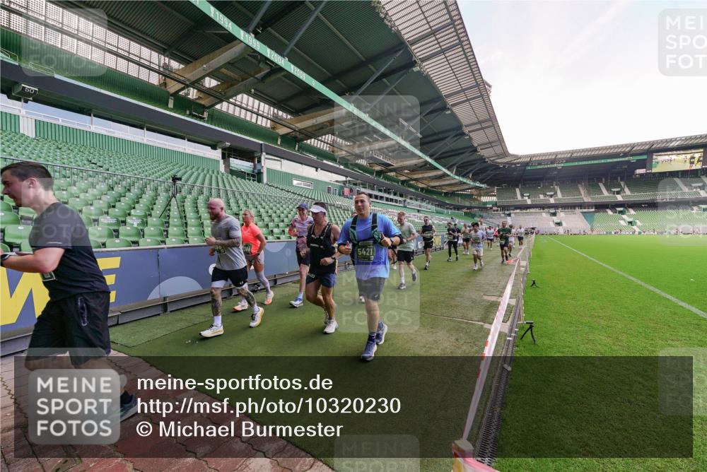 13.09.2026 - 21. swb-Marathon Bremen Michael Burmester http://msf.ph/oto/10320230 13.09.2026 13:19:37 Laufen im Stadion 333, 464, 486, 512, 546, 921, 938, 1066, 1129, 1156, 1409, 1431, 1446, 1506, 1697, 1756, 1765, 1815, 1916, 2010, 2028, 2123, 2137, 2224, 2240, 2294, 2315, 2349, 2453, 2501, 2533, 2557, 2563, 2614, 2622, 2626, 2689, 2694, 2695, 2702, 2703, 2722, 2756, 2786, 2843, 2845, 2849, 2857, 2879, 2944, 2983, 2999, 3031, 3037, 3046, 3059, 3072, 3096, 3100, 3116, 3139, 3189, 3198, 3243, 3263, 3264, 3285, 3287, 3310, 3315, 3619, 3740, 3879, 4478 meine-sportfotos.de