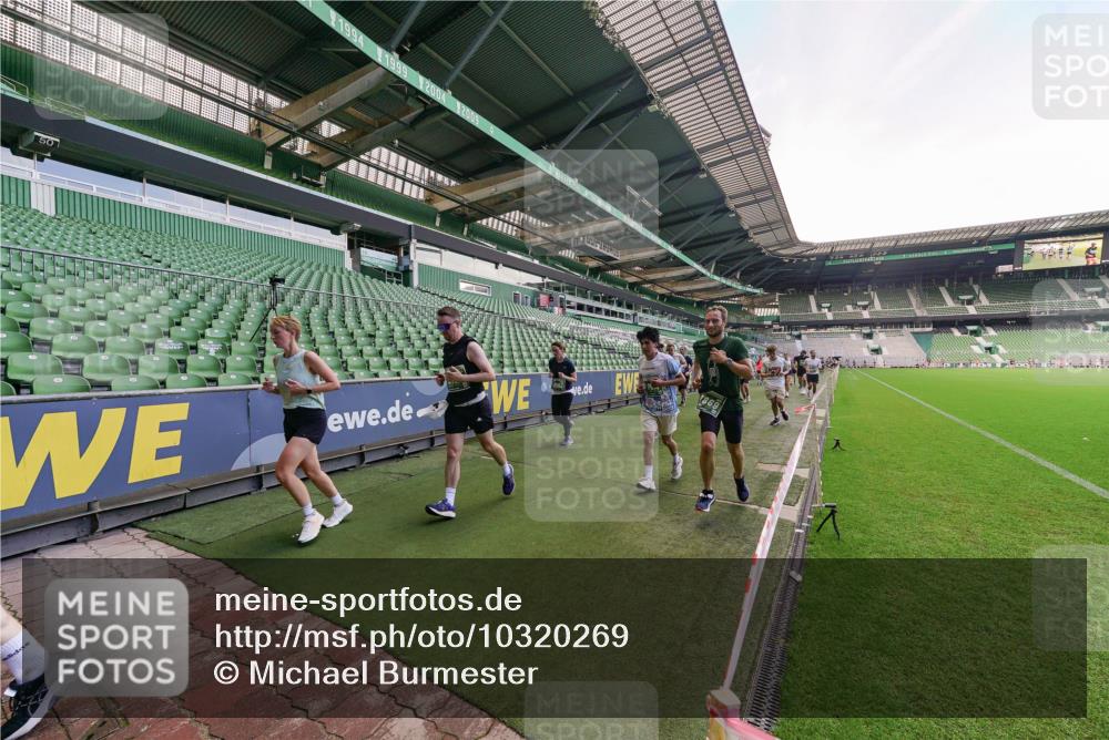 13.09.2026 - 21. swb-Marathon Bremen Michael Burmester http://msf.ph/oto/10320269 13.09.2026 13:19:40 Laufen im Stadion 333, 464, 486, 512, 546, 921, 938, 1066, 1129, 1156, 1409, 1431, 1446, 1506, 1697, 1756, 1765, 1815, 1916, 2010, 2028, 2064, 2123, 2137, 2224, 2240, 2294, 2315, 2349, 2453, 2501, 2533, 2557, 2563, 2614, 2622, 2626, 2689, 2694, 2695, 2702, 2703, 2722, 2756, 2786, 2843, 2845, 2857, 2879, 2944, 2983, 2999, 3017, 3018, 3031, 3035, 3036, 3037, 3046, 3059, 3072, 3096, 3100, 3116, 3139, 3189, 3198, 3243, 3263, 3264, 3285, 3287, 3310, 3315, 3619, 3740, 3879, 4478 meine-sportfotos.de