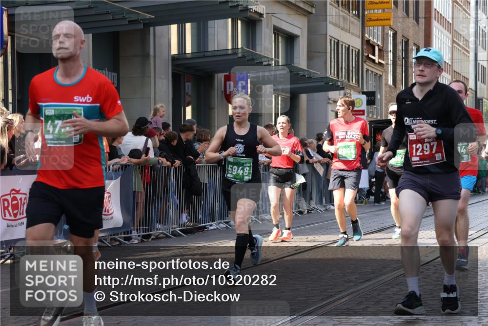 13.09.2026 - 21. swb-Marathon Bremen Strokosch-Dieckow http://msf.ph/oto/10320282 13.09.2026 13:17:48 Ziel 948, 1631, 1797, 1872, 2001, 2260, 2634, 2671, 3241, 3458, 3514, 3634, 4131, 4733, 5292, 5695, 5935, 5948, 6152, 6290, 6448, 7954, 8094, 8805, 8869, 8943, 8944, 9134, 9595, 9596, 9609, 9837, 10065, 13041, 560, 771, 1297, 2008, 2125, 2234, 2812, 3051, 3192, 3760, 4171, 4286, 4374, 4498, 4499, 4620, 5041, 5530, 5550, 5817, 7901, 8100, 8250, 8253, 8446, 9075, 9400, 9505, 13107 meine-sportfotos.de