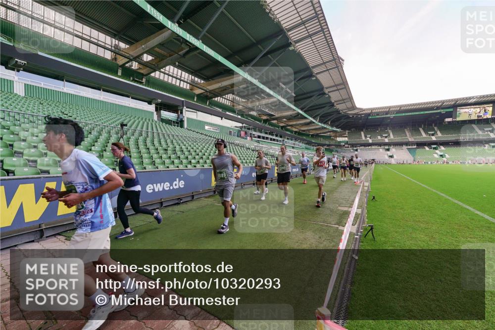 13.09.2026 - 21. swb-Marathon Bremen Michael Burmester http://msf.ph/oto/10320293 13.09.2026 13:19:42 Laufen im Stadion 333, 464, 486, 512, 546, 921, 938, 1066, 1129, 1156, 1409, 1431, 1446, 1506, 1697, 1756, 1765, 1815, 1916, 2010, 2028, 2064, 2123, 2137, 2224, 2240, 2294, 2315, 2349, 2453, 2501, 2533, 2557, 2563, 2614, 2622, 2626, 2689, 2694, 2695, 2702, 2703, 2722, 2756, 2786, 2843, 2845, 2857, 2879, 2944, 2983, 2999, 3017, 3018, 3031, 3035, 3036, 3037, 3046, 3059, 3072, 3096, 3100, 3116, 3139, 3189, 3198, 3243, 3263, 3264, 3285, 3287, 3310, 3315, 3619, 3879, 4478 meine-sportfotos.de