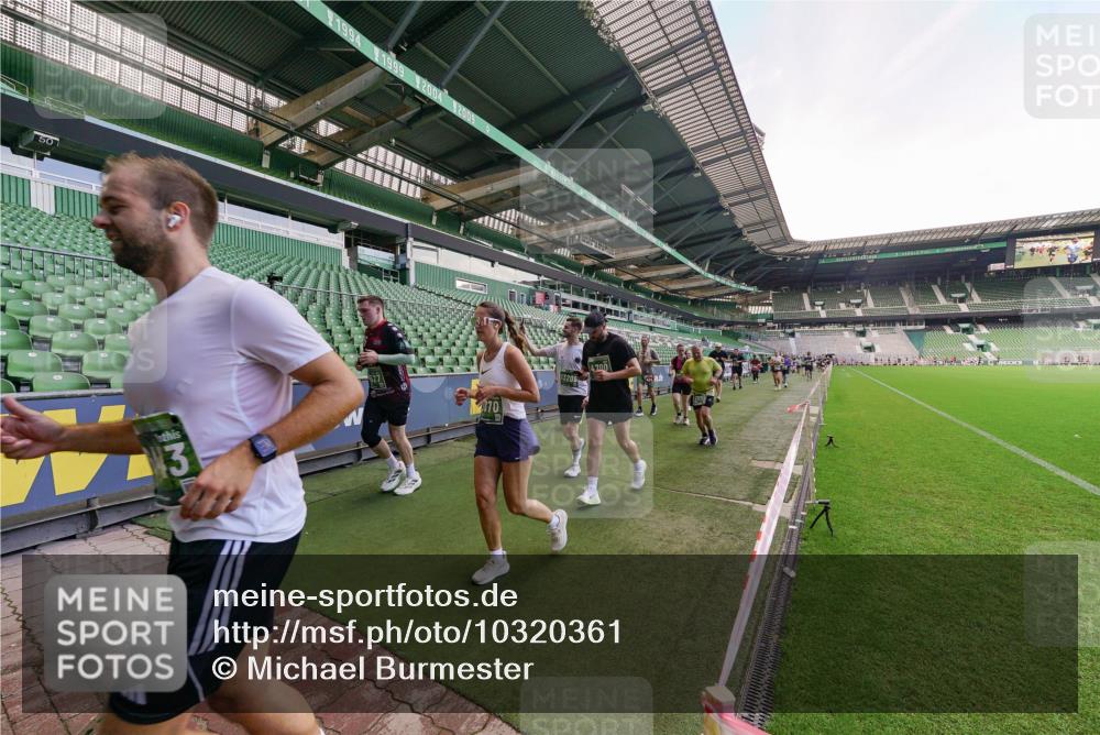 13.09.2026 - 21. swb-Marathon Bremen Michael Burmester http://msf.ph/oto/10320361 13.09.2026 13:19:47 Laufen im Stadion 333, 464, 486, 512, 546, 921, 938, 1066, 1129, 1156, 1409, 1431, 1446, 1506, 1697, 1756, 1765, 1815, 1916, 2010, 2028, 2064, 2137, 2224, 2240, 2294, 2315, 2349, 2417, 2453, 2501, 2533, 2557, 2563, 2622, 2626, 2689, 2694, 2695, 2702, 2703, 2722, 2756, 2786, 2843, 2845, 2857, 2879, 2944, 2983, 3017, 3018, 3031, 3035, 3036, 3037, 3046, 3059, 3072, 3096, 3100, 3116, 3139, 3189, 3198, 3243, 3263, 3264, 3285, 3287, 3310, 3315, 3619, 3879, 4478 meine-sportfotos.de