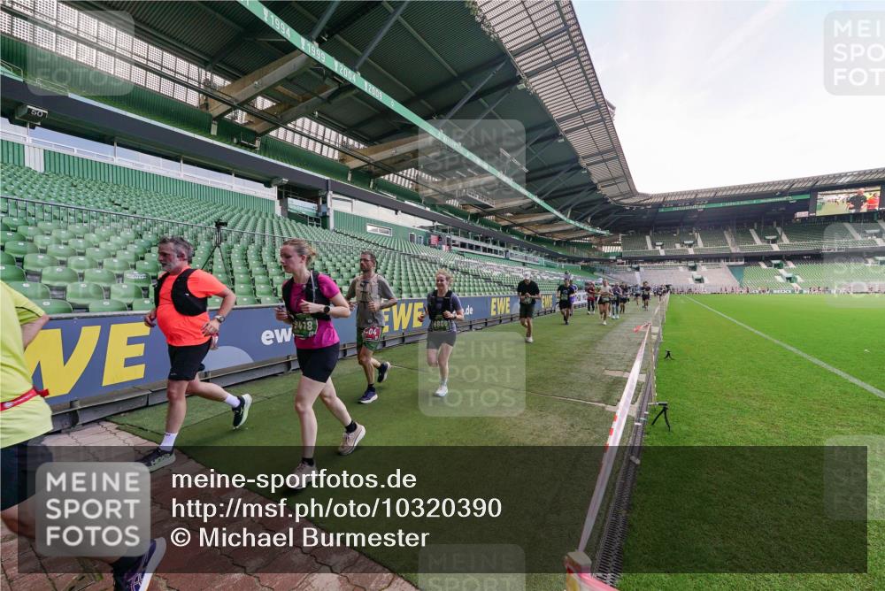 13.09.2026 - 21. swb-Marathon Bremen Michael Burmester http://msf.ph/oto/10320390 13.09.2026 13:19:50 Laufen im Stadion 333, 464, 486, 512, 704, 921, 938, 1066, 1129, 1156, 1409, 1431, 1446, 1506, 1697, 1756, 1765, 1815, 1916, 2010, 2028, 2064, 2137, 2224, 2240, 2294, 2315, 2349, 2417, 2453, 2501, 2533, 2557, 2563, 2622, 2626, 2689, 2694, 2695, 2702, 2703, 2722, 2756, 2786, 2843, 2845, 2879, 2944, 2983, 3017, 3018, 3031, 3035, 3036, 3037, 3046, 3059, 3072, 3096, 3116, 3139, 3189, 3198, 3243, 3263, 3264, 3285, 3287, 3310, 3315, 3619, 3879, 4478 meine-sportfotos.de
