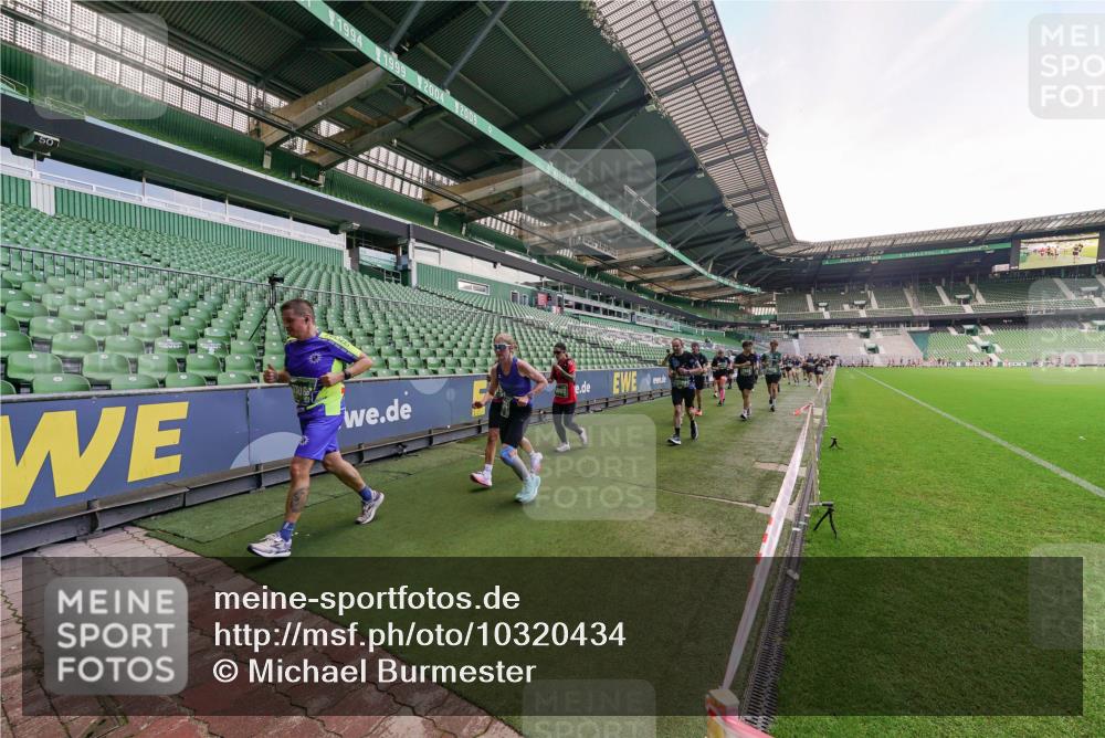 13.09.2026 - 21. swb-Marathon Bremen Michael Burmester http://msf.ph/oto/10320434 13.09.2026 13:19:56 Laufen im Stadion 333, 464, 486, 512, 704, 921, 938, 1066, 1129, 1156, 1409, 1431, 1446, 1506, 1697, 1756, 1765, 1815, 1916, 2010, 2028, 2064, 2137, 2224, 2240, 2294, 2315, 2349, 2394, 2395, 2417, 2437, 2453, 2501, 2519, 2533, 2557, 2563, 2588, 2622, 2626, 2689, 2694, 2695, 2702, 2703, 2722, 2756, 2786, 2793, 2843, 2845, 2879, 2886, 2944, 2983, 3017, 3018, 3031, 3035, 3036, 3037, 3046, 3059, 3072, 3102, 3116, 3139, 3189, 3198, 3243, 3263, 3264, 3285, 3287, 3310, 3315, 3619, 3879 meine-sportfotos.de