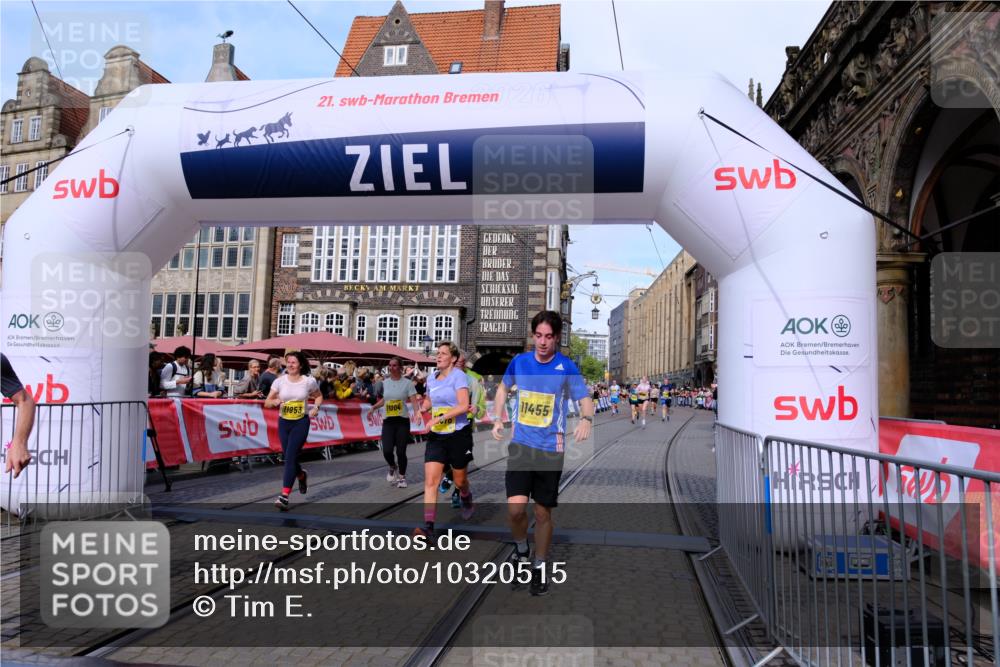 13.09.2026 - 21. swb-Marathon Bremen Tim E. http://msf.ph/oto/10320515 13.09.2026 10:58:41 Ziel 10249, 10530, 10750, 10798, 10878, 10879, 11004, 11120, 11131, 11152, 11202, 11384, 11388, 11403, 11420, 11455, 11686, 11750, 11906, 11952, 11953, 12017, 12092, 12180, 12386, 12387, 12499, 12518 meine-sportfotos.de