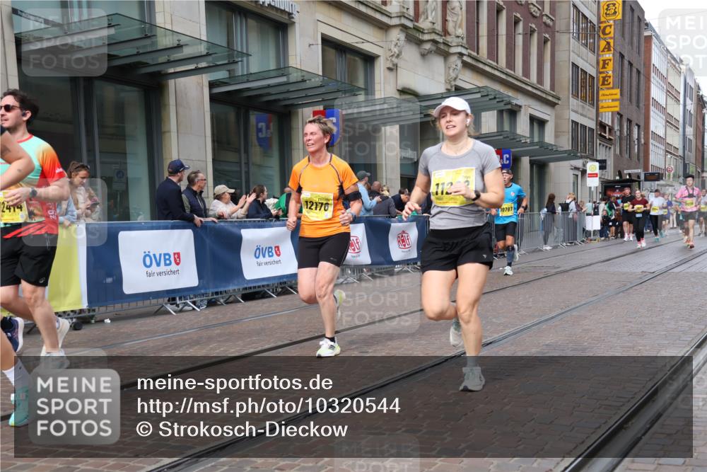 13.09.2026 - 21. swb-Marathon Bremen Strokosch-Dieckow http://msf.ph/oto/10320544 13.09.2026 10:58:45 Ziel 10254, 10383, 10415, 10427, 10477, 10485, 10668, 10787, 10794, 10843, 11034, 11086, 11125, 11267, 11278, 11301, 11302, 11602, 11913, 12015, 12118, 12127, 12130, 12131, 12176, 12200, 12271, 12297, 12414, 10485, 10832, 10878, 10879, 10948, 11004, 11030, 11152, 11189, 11228, 11384, 11455, 11488, 11743, 11953, 11955, 12180, 12237, 12320, 12499, 12505, 12518 meine-sportfotos.de
