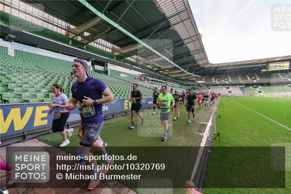 13.09.2026 - 21. swb-Marathon Bremen Michael Burmester http://msf.ph/oto/10320769 13.09.2026 13:20:30 Laufen im Stadion 333, 464, 512, 620, 704, 938, 1066, 1129, 1156, 1158, 1409, 1439, 1446, 1676, 1697, 1756, 1808, 1815, 1846, 1916, 2010, 2028, 2064, 2139, 2201, 2240, 2258, 2278, 2315, 2349, 2394, 2395, 2414, 2417, 2437, 2501, 2519, 2533, 2563, 2588, 2626, 2689, 2694, 2695, 2702, 2703, 2722, 2736, 2756, 2793, 2843, 2886, 2983, 3004, 3010, 3017, 3018, 3031, 3035, 3036, 3037, 3046, 3059, 3070, 3074, 3102, 3116, 3139, 3144, 3189, 3198, 3243, 3263, 3264, 3310, 3315 meine-sportfotos.de