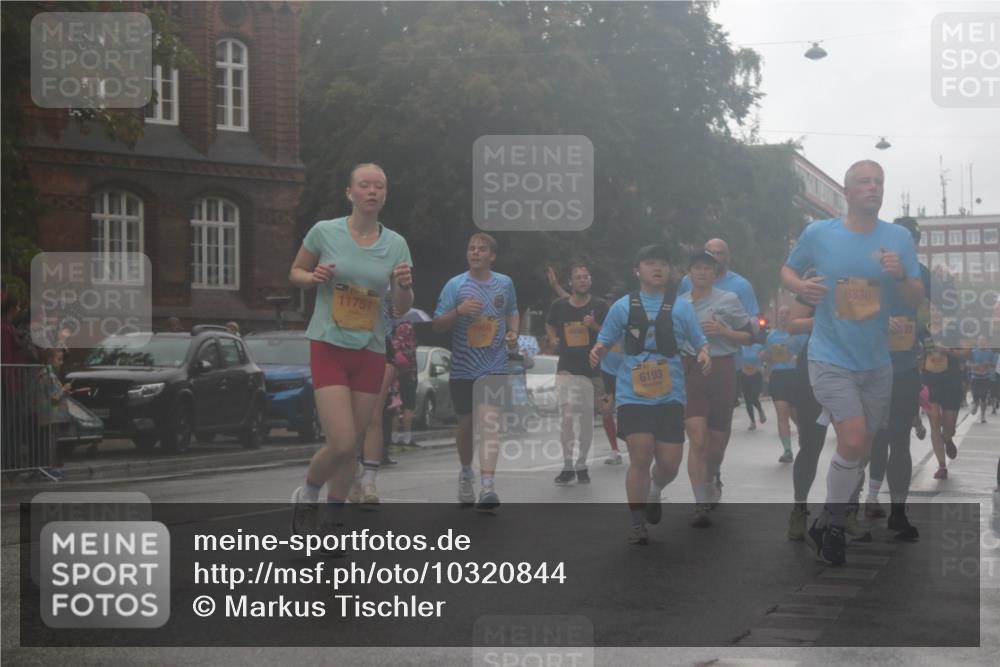 13.09.2026 - Kiel Lauf Markus Tischler http://msf.ph/oto/10320844 13.09.2026 10:53:00 Fleethörn 4444, 11751, 6193, 8330 meine-sportfotos.de