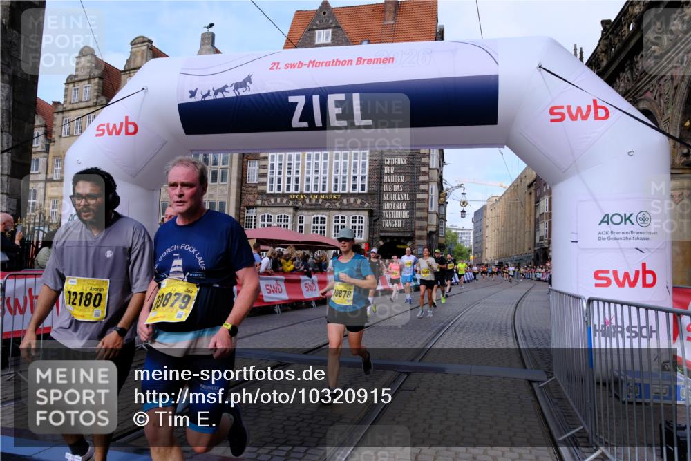 13.09.2026 - 21. swb-Marathon Bremen Tim E. http://msf.ph/oto/10320915 13.09.2026 10:58:49 Ziel 10878, 10879, 11004, 11030, 11152, 11189, 11384, 11403, 11455, 11686, 11750, 11953, 11955, 12092, 12180, 12237, 12320, 12499, 12505, 12518 meine-sportfotos.de