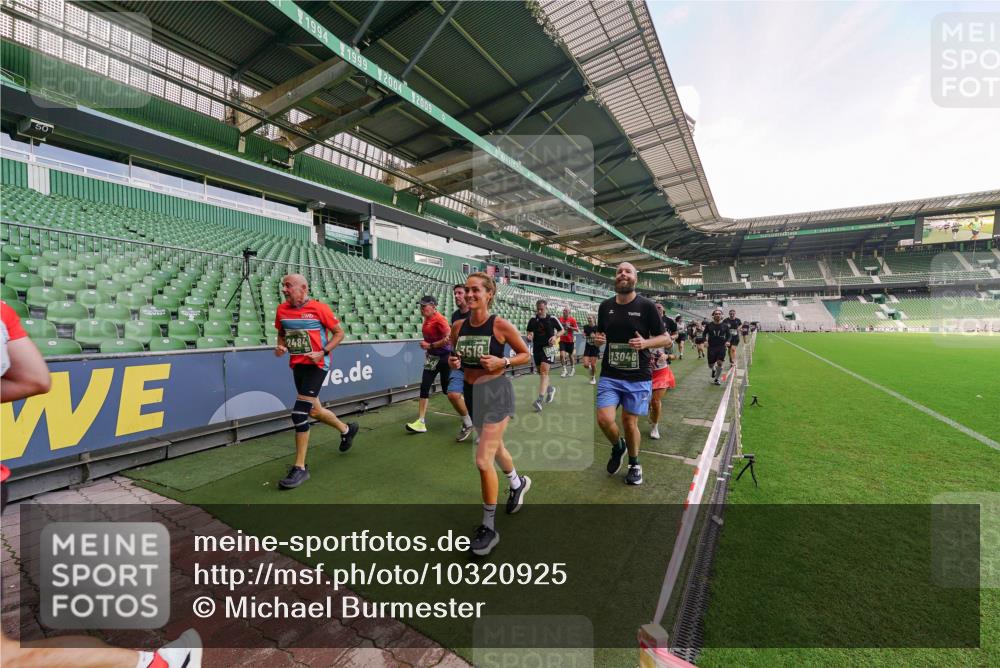13.09.2026 - 21. swb-Marathon Bremen Michael Burmester http://msf.ph/oto/10320925 13.09.2026 13:20:44 Laufen im Stadion 333, 423, 464, 512, 601, 620, 704, 782, 938, 1066, 1094, 1129, 1156, 1158, 1177, 1316, 1409, 1439, 1446, 1676, 1697, 1756, 1808, 1815, 1846, 1916, 2010, 2028, 2064, 2139, 2201, 2240, 2258, 2278, 2315, 2349, 2394, 2395, 2414, 2417, 2437, 2501, 2519, 2533, 2551, 2588, 2626, 2689, 2694, 2695, 2702, 2703, 2722, 2736, 2756, 2793, 2828, 2886, 2954, 3004, 3010, 3017, 3018, 3035, 3036, 3037, 3059, 3070, 3074, 3102, 3116, 3139, 3144, 3243, 3263, 3264, 3310, 3315 meine-sportfotos.de