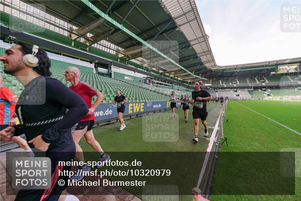 13.09.2026 - 21. swb-Marathon Bremen Michael Burmester http://msf.ph/oto/10320979 13.09.2026 13:20:48 Laufen im Stadion 333, 423, 441, 464, 601, 620, 704, 782, 938, 1066, 1094, 1129, 1156, 1158, 1177, 1316, 1409, 1439, 1446, 1518, 1676, 1697, 1756, 1808, 1815, 1846, 1916, 2010, 2028, 2064, 2139, 2201, 2258, 2278, 2315, 2349, 2394, 2395, 2414, 2417, 2437, 2501, 2519, 2533, 2551, 2588, 2626, 2689, 2694, 2695, 2702, 2722, 2736, 2756, 2793, 2828, 2886, 2954, 3004, 3010, 3017, 3018, 3035, 3036, 3037, 3059, 3070, 3074, 3102, 3116, 3139, 3144, 3243, 3263, 3264, 3310, 3315 meine-sportfotos.de